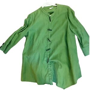 Vintage Green Women's Mandarin Top with Black Toggle Bottons